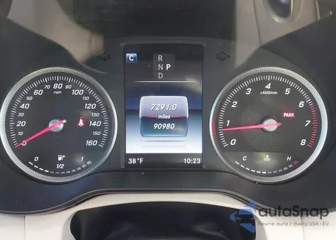 2018 Mercedes-Benz Glc 300 Coupe 4Matic z USA, uszkodzony, nr VIN WDC0J4KB5JF385969